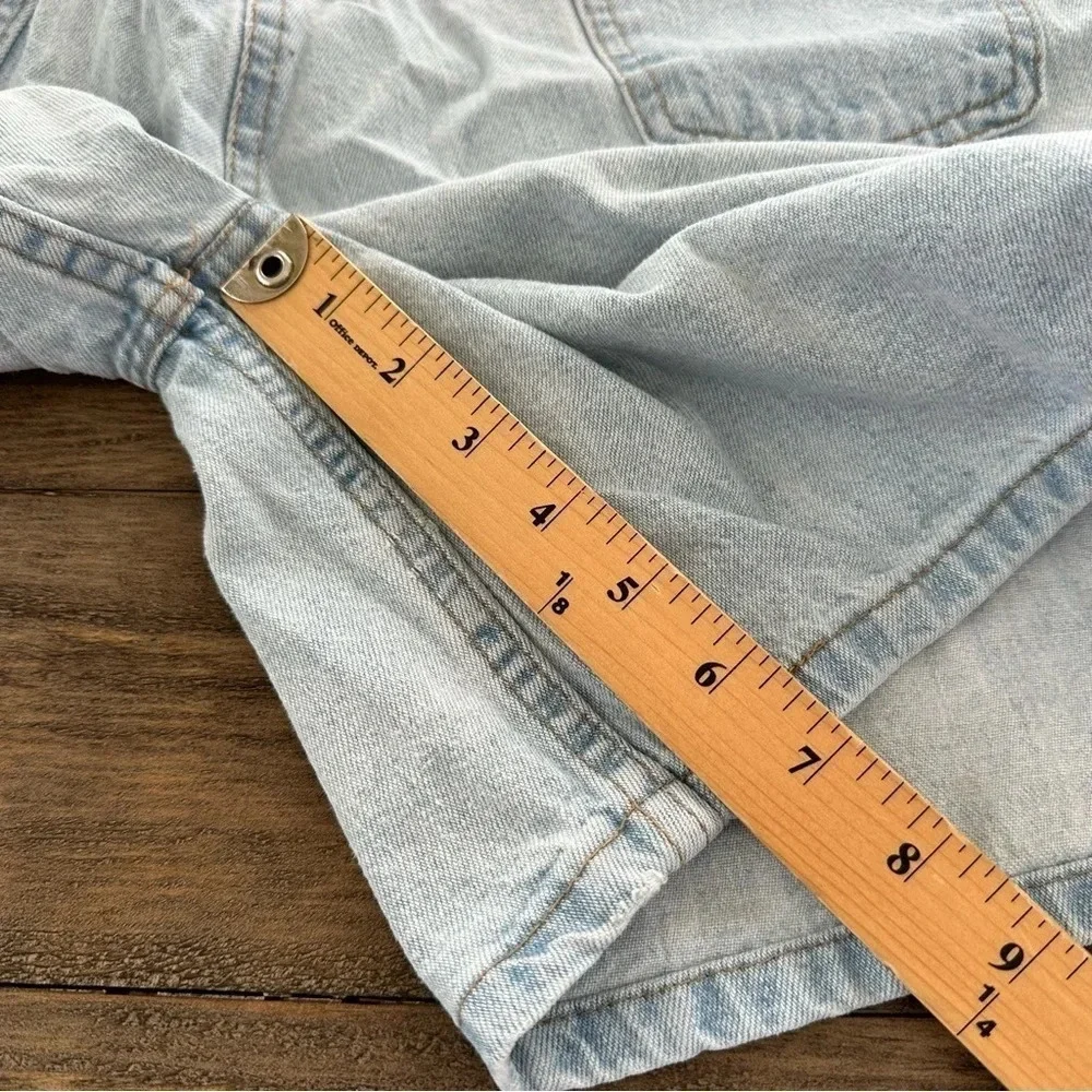 Vintage Faded‎ Glory Womens 14 light wash Hi waisted Mom Jean Shorts Lightweight